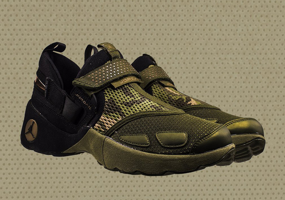 Jordan Trunner Lx Premium Camo Available 02