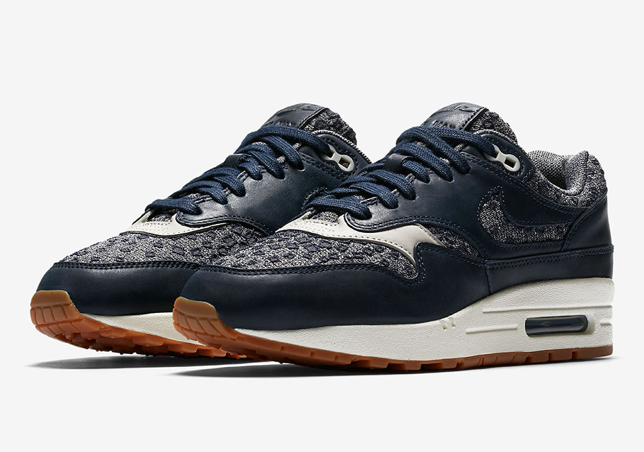 Nike Air Max 1 Premium Navy Gum 454746 403 01