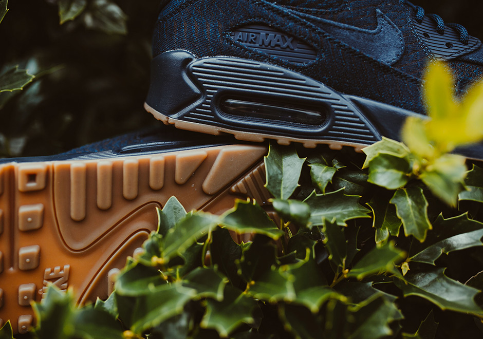 Nike Air Max 90 Premium Obsidian Gum 6