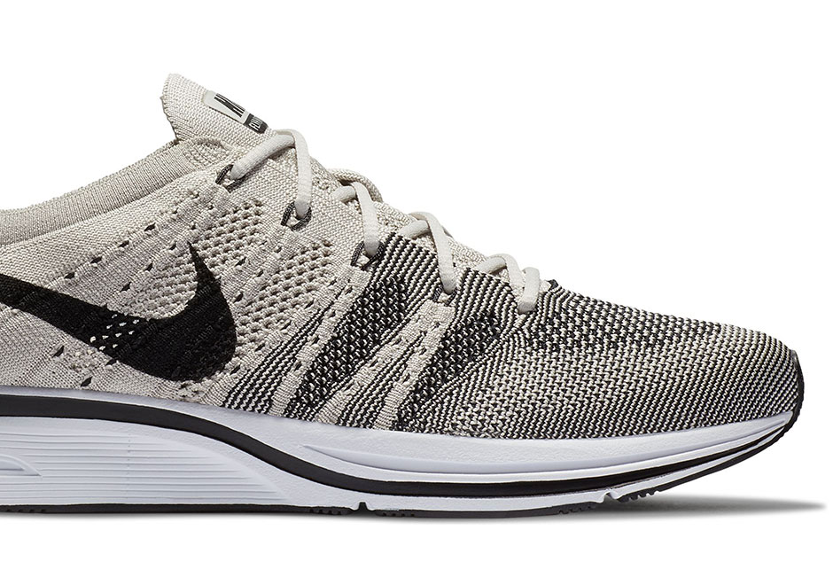 Nike Flyknit Trainer Pale Grey 01