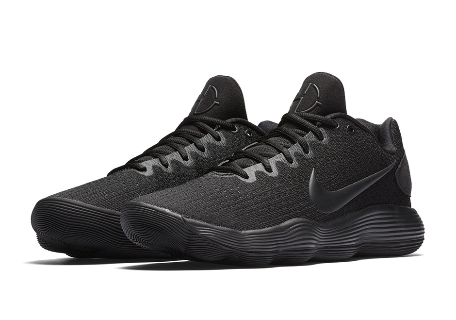 Nike Hyperdunk 2017 Low Triple Black 02