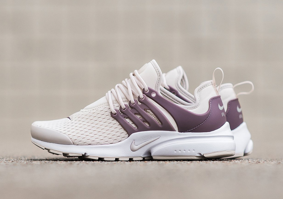 Nike Air Presto "Light Orewood Brown"