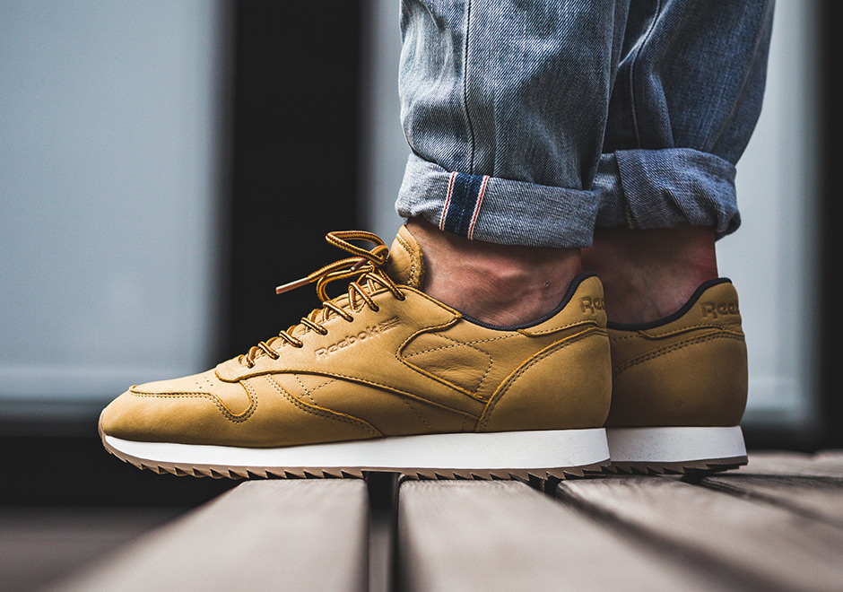 Reebok Classic Leather Ripple W Golden Wheat 2