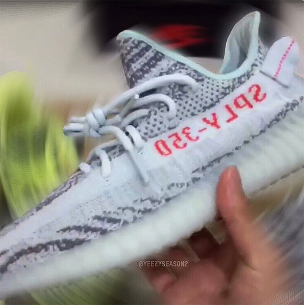 Yeezy Boost 350 V2 Blue Tine B37571