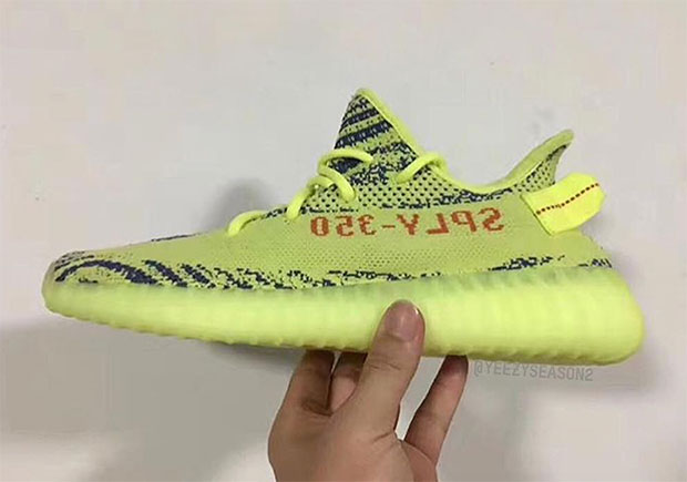 Yeezy Boost 350 V2 Frozen Yellow B37572