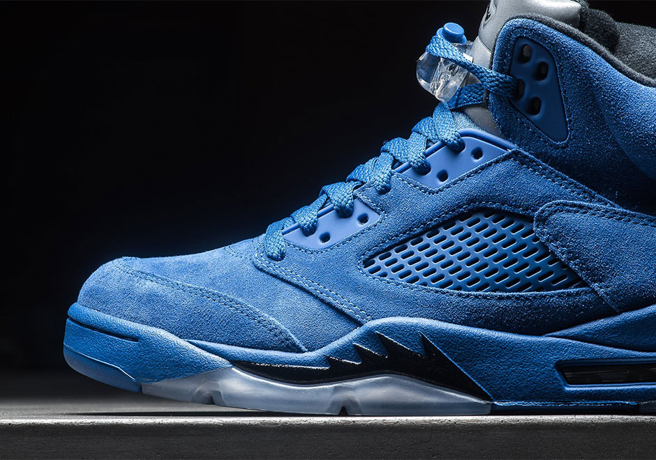 Jordan 5 Blue Suede Release Info 136027 401 4