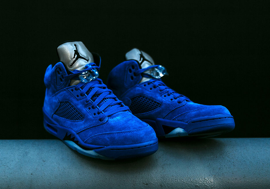 Air Jordan 5 Retro "Blue Suede" Release Closes Out September