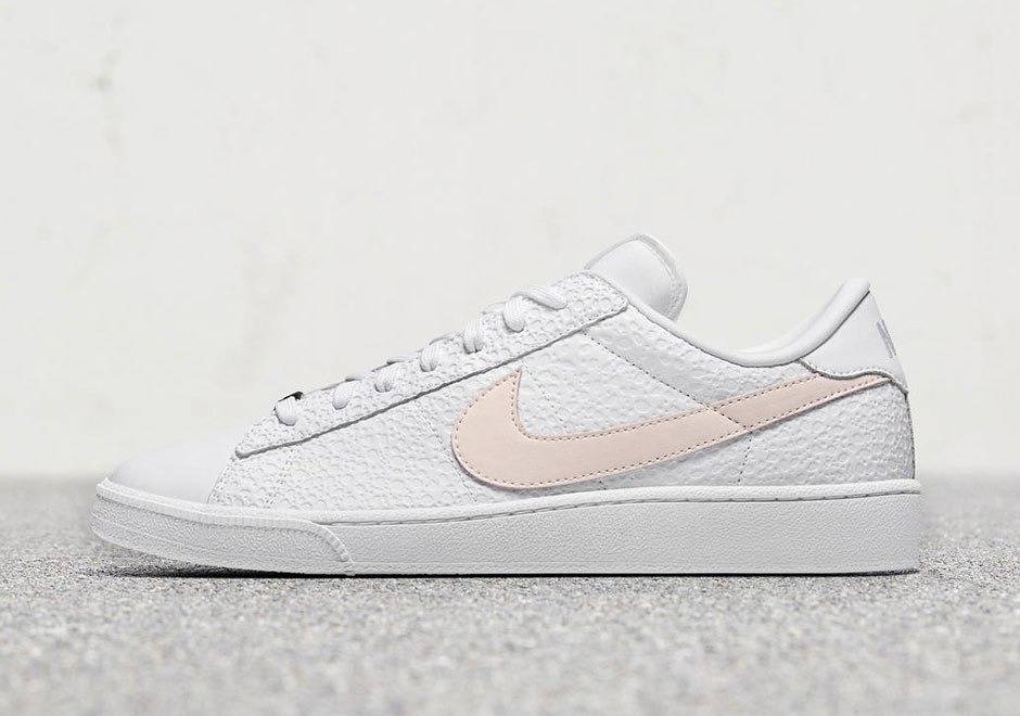 Nike Flyleather Tennis Classic