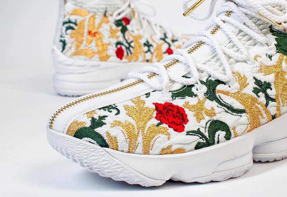 Nike Lebron 15 Floral Detailed Look 3