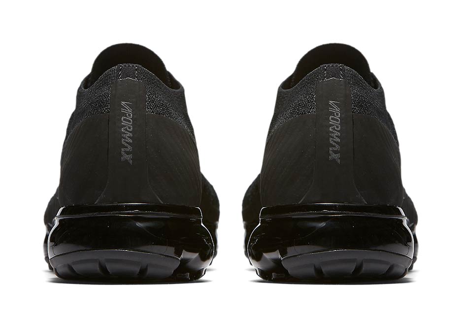 Nike Vapormax Triple Black 849558 011 1