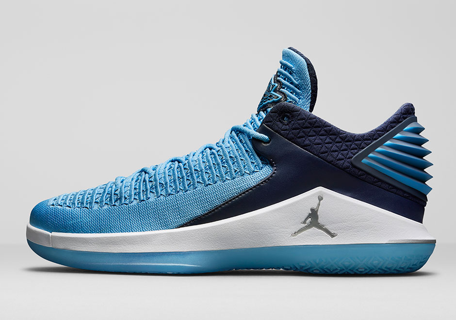 Air Jordan 32 Low Win Like 82 Aa1256 401 1