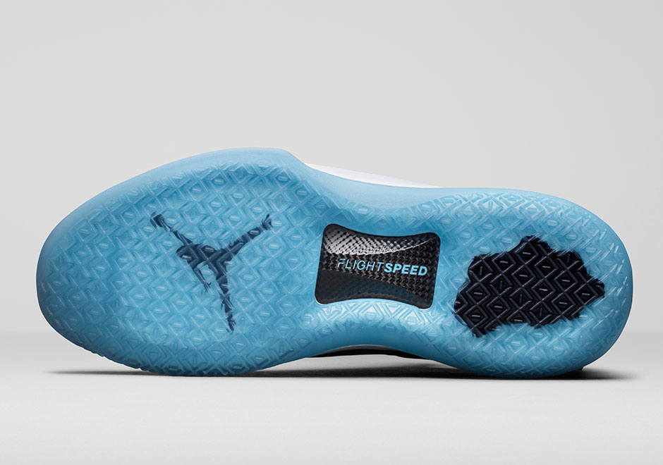 Air Jordan 32 Low Win Like 82 Aa1256 401 2