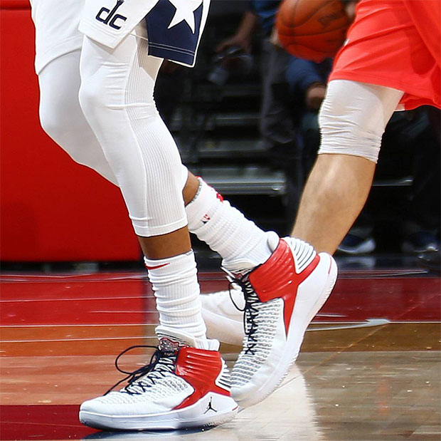 Air Jordan 32 White Red Wizards Pe