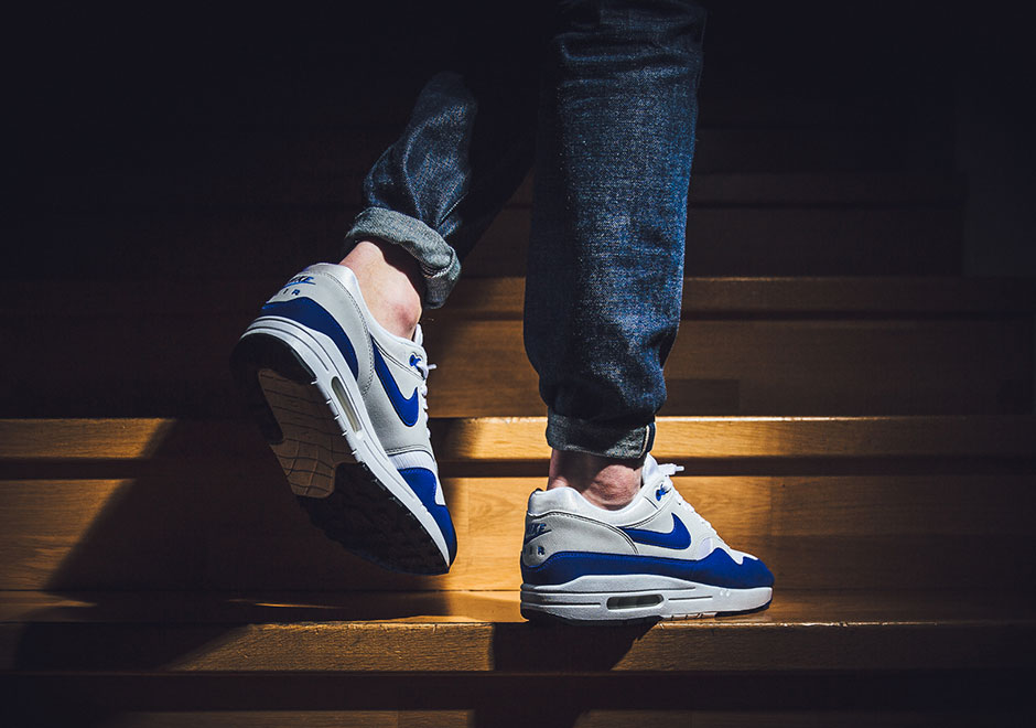 Air Max 1 Anniversary Sport Royal 908375 102 1