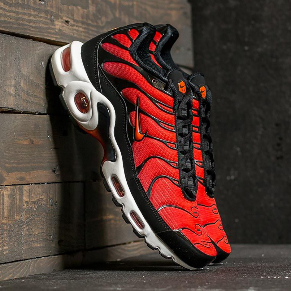 Air Max Plus Red Orange 3