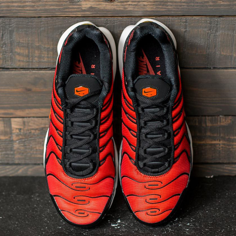 Air Max Plus Red Orange 5