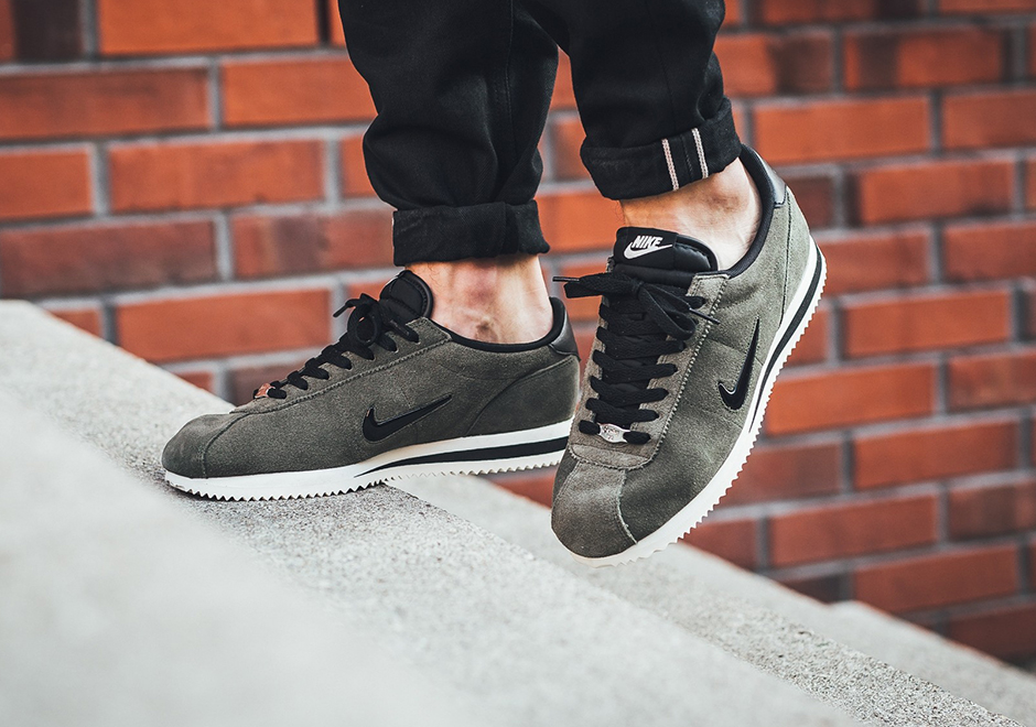 Nike Cortez Jewel Cargo Khaki 833238 300 1