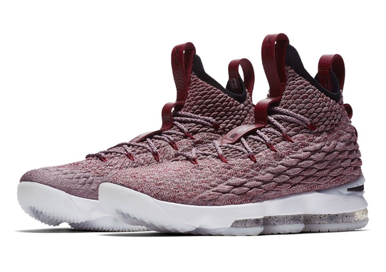 Nike LeBron 15 In Red Flyknit Appears