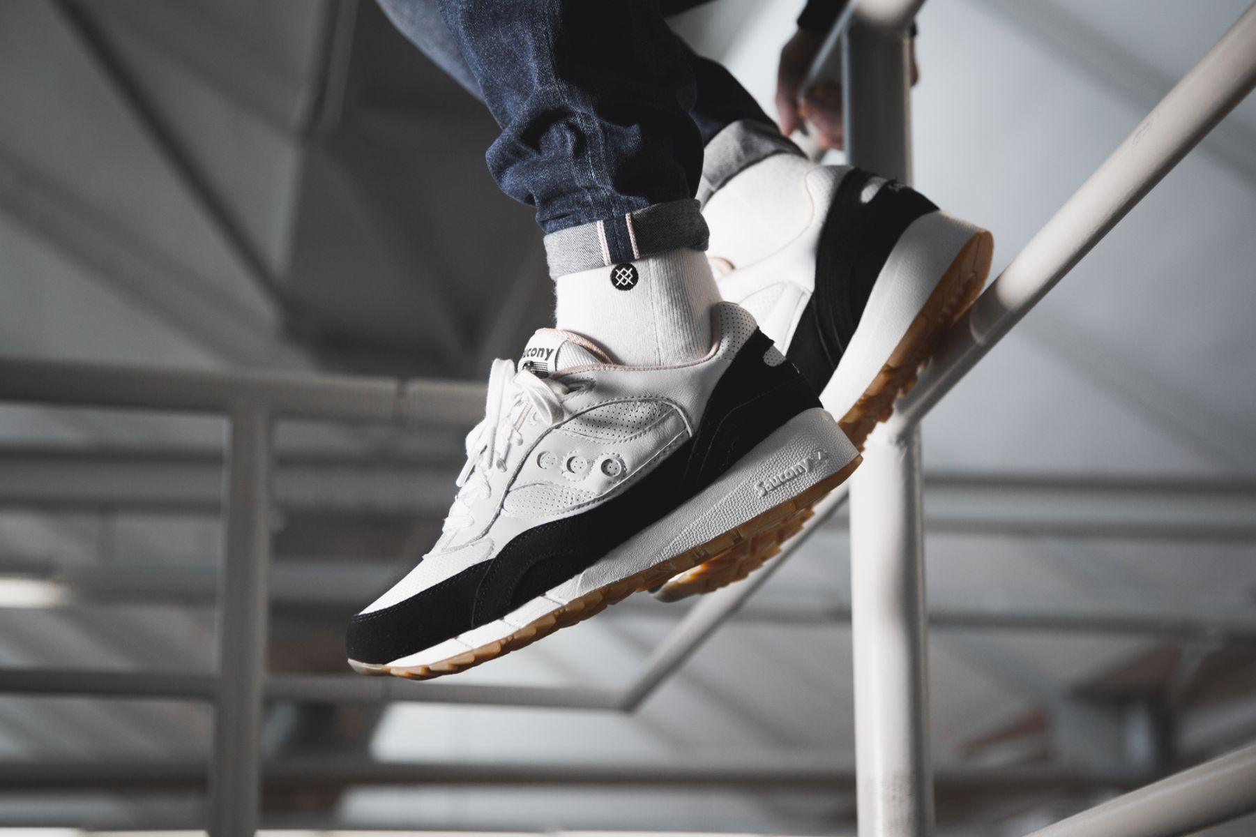 Saucony Shadow 6000 Ht White Black S70349 2 Mood 1