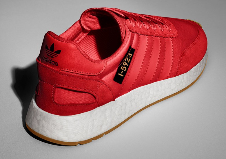 adidas Switch The Name Of The Iniki Boost To The I-5923