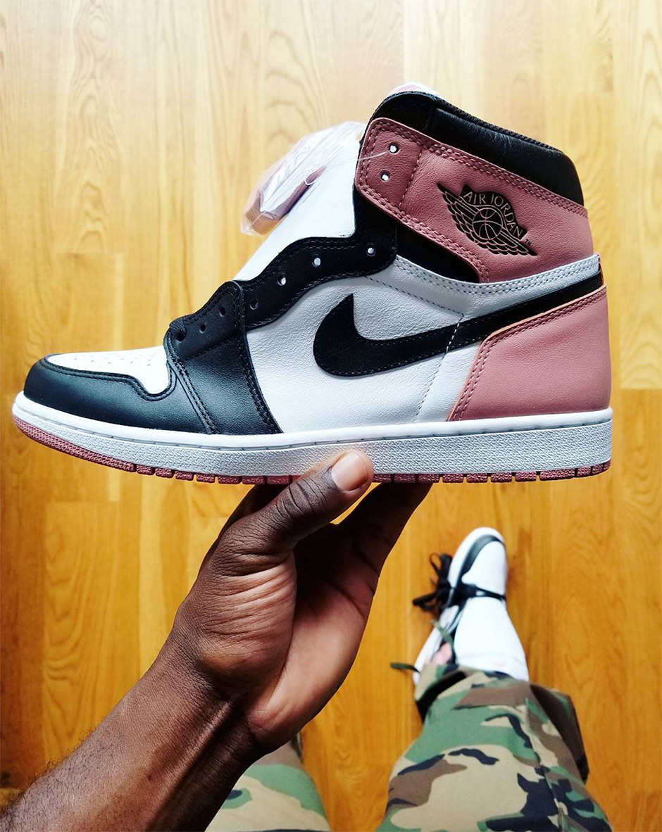 Air Jordan 1 Black Toe Pink