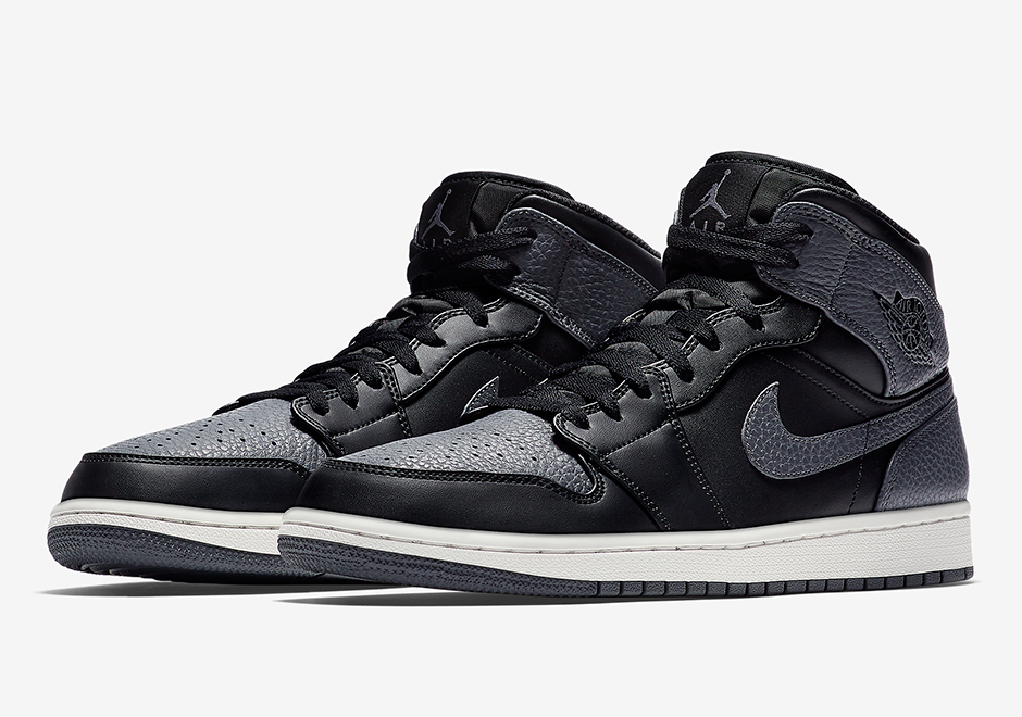 Air Jordan 1 Mid 554724 041 1