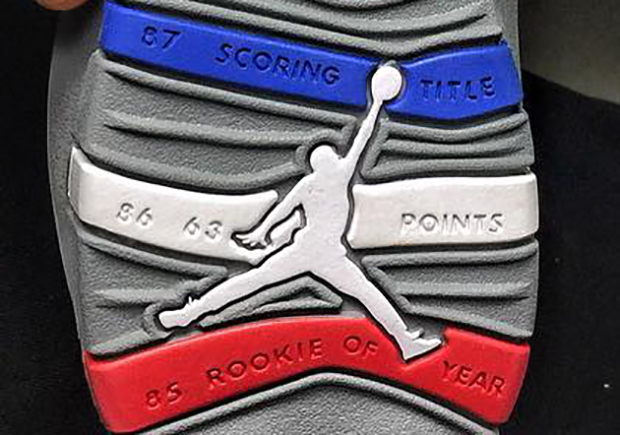 Air Jordan 10 Retro "Cool Grey" Features Multi-Colored Outsole