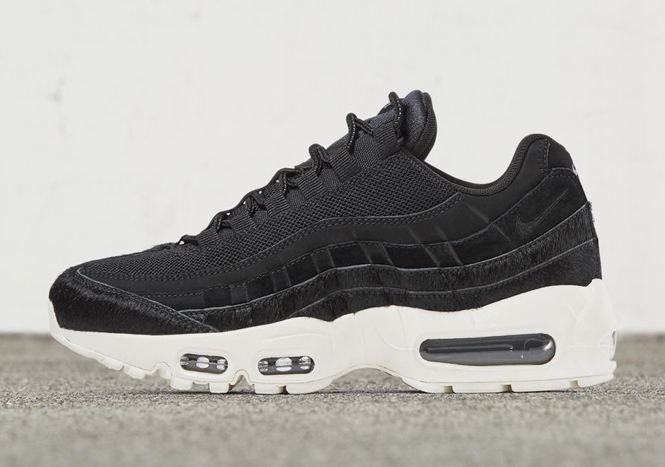 Air Max 95 Embossed Fur Black 1