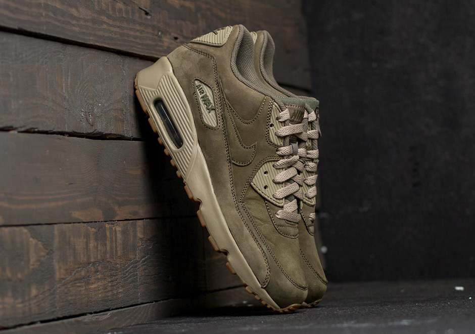 Nike Air Max 90 Winter Pack Kids Olive 1