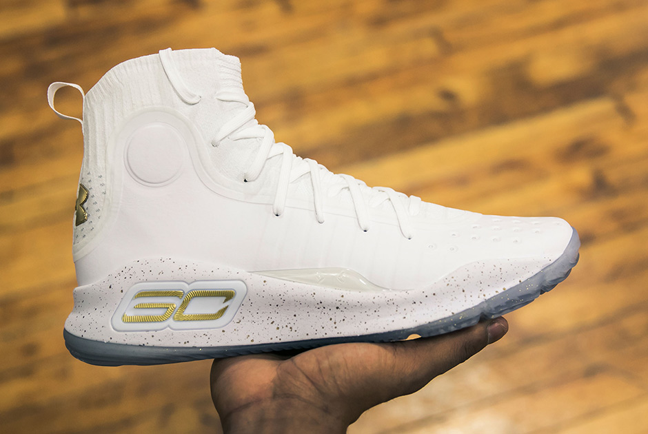 Ua Curry 4 White Gold Select 4