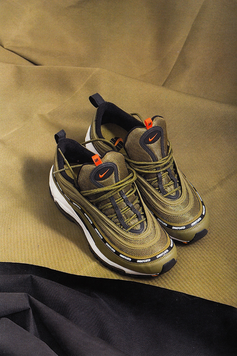 Undefeated Nike Air Max 97 Olive Complex Con 2