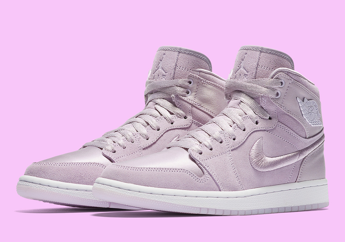 Air Jordan 1 Retro High Womens Ao1847 545