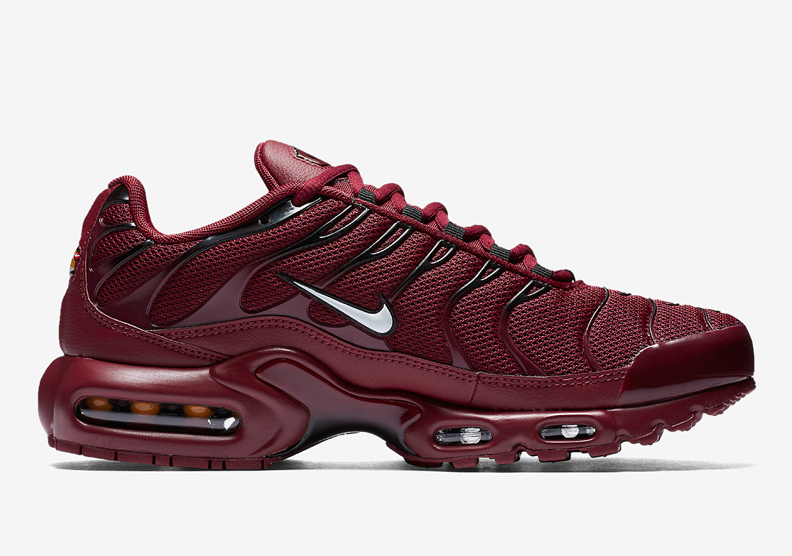 Nike Air Max Plus Team Red Coming Soon 5