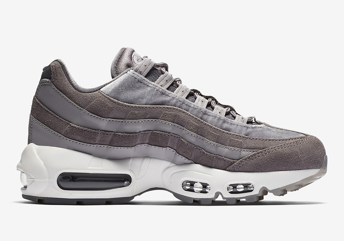 Nike Wmns Air Max 95 Aa1103 003 2