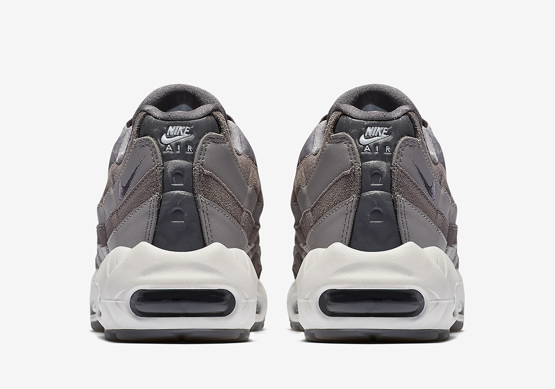 Nike Wmns Air Max 95 Aa1103 003 4