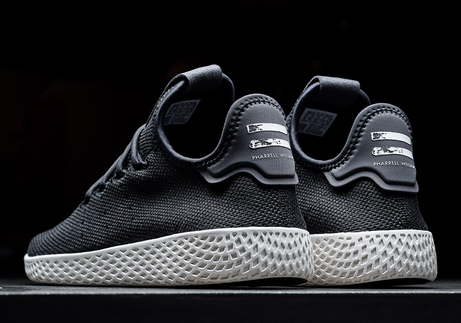 Pharrell Adidas Tennis Hu Charcoal Cq2162 3