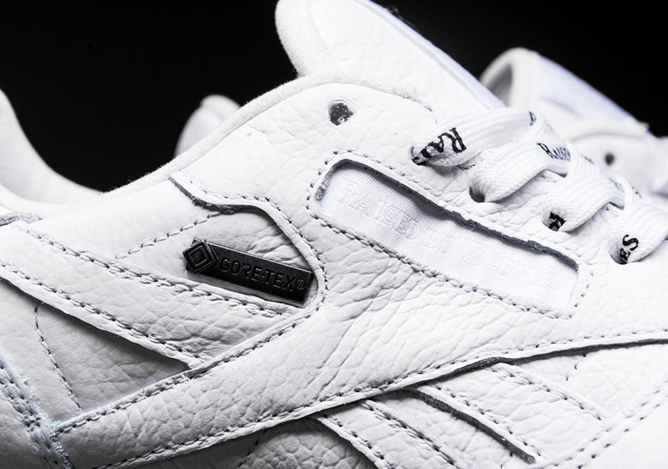 Reebok Classic Leather Rasied By Wolves Available Now 4