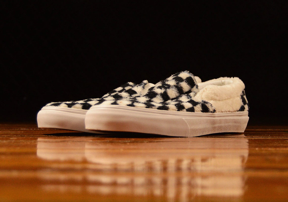 Vans Slip On Checkerboard Fleece 1