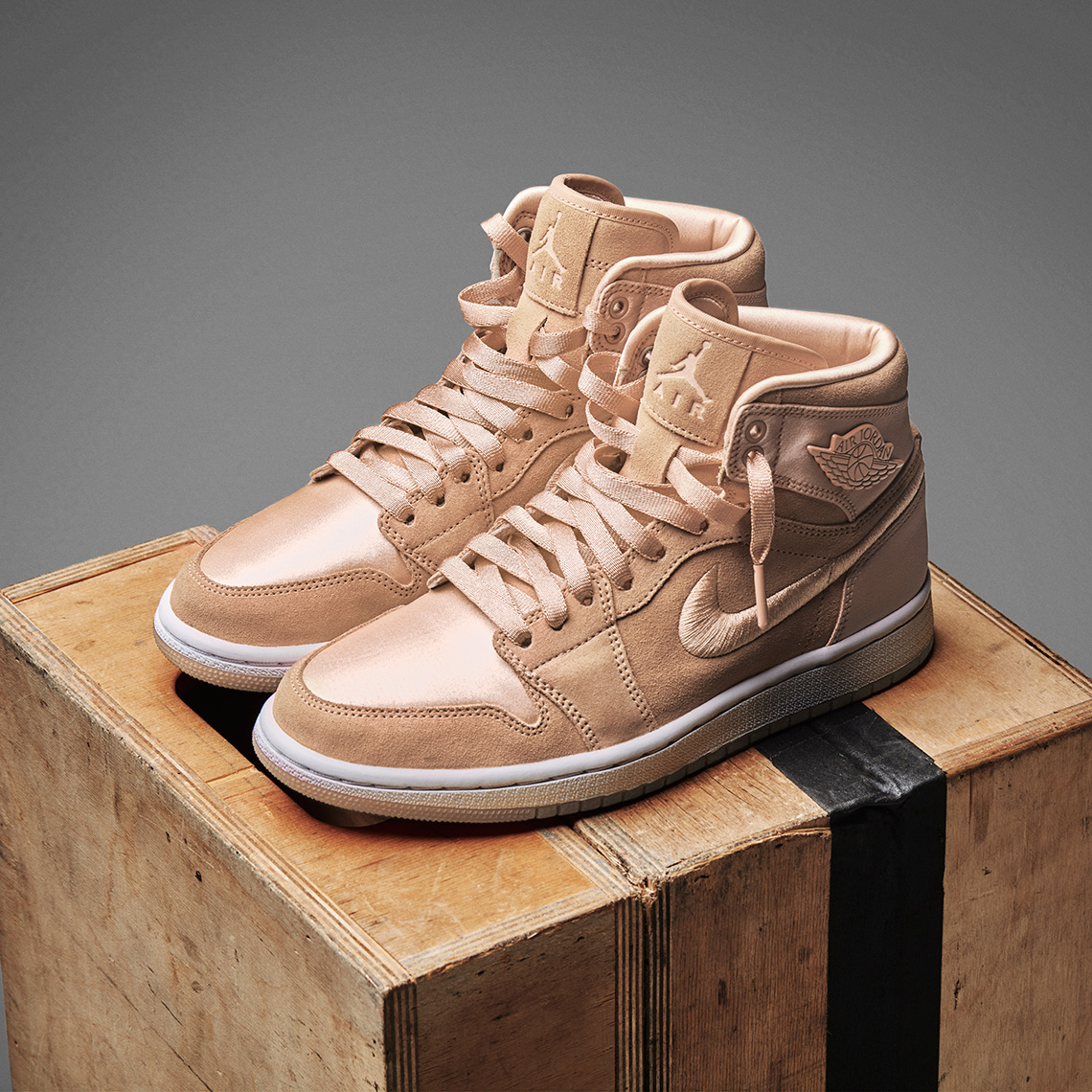 Air Jordan 1 Soh Ice Peach