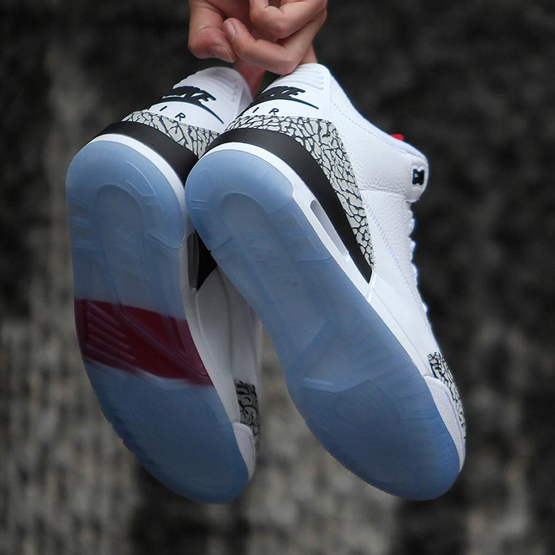 Air Jordan 3 Dunk Contest Detailed Look 2