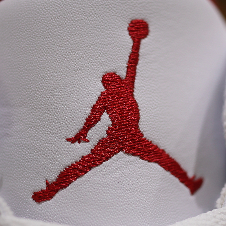 Air Jordan 3 Dunk Contest Detailed Look 8