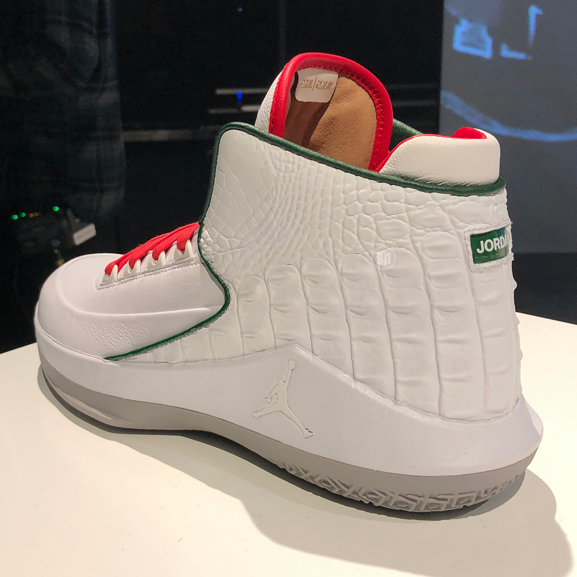 Air Jordan 32 Italy 21