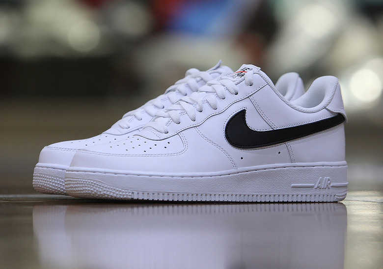 Nike Air Force 1 Low White Interchangeable Swoosh 3