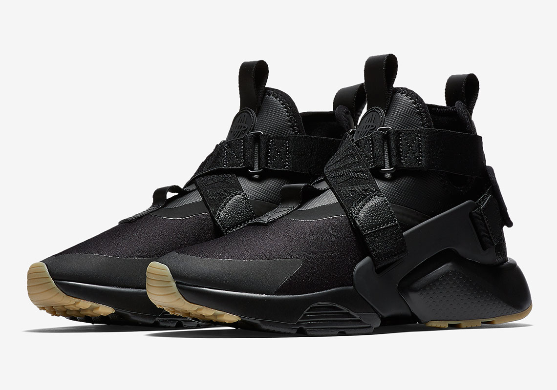 Nike Air Huarache City Appears In Black And Gum