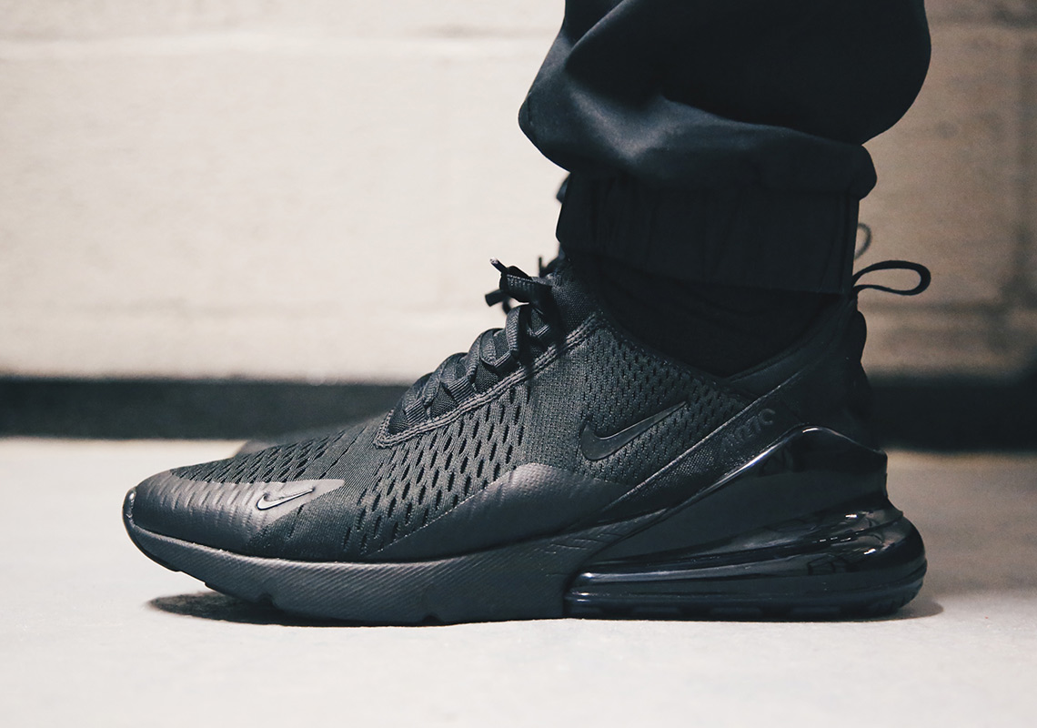 Nike Air Max 270 Triple Black 8