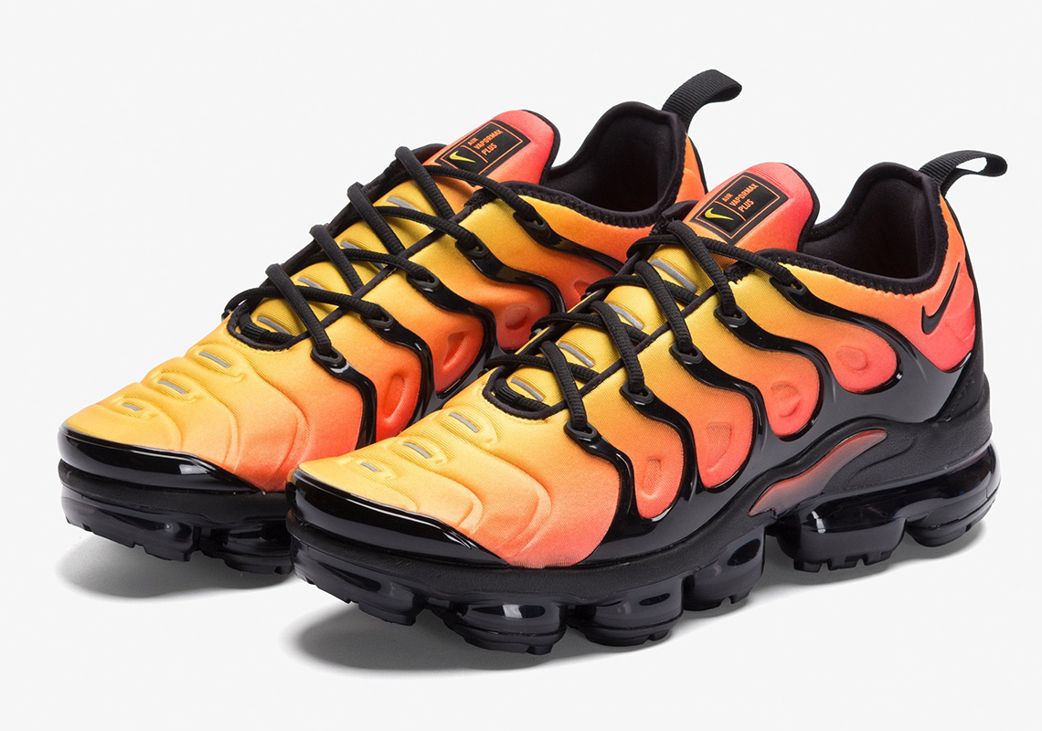 The Nike Vapormax Plus Is Releasing In The Original "Sunset" Colorway