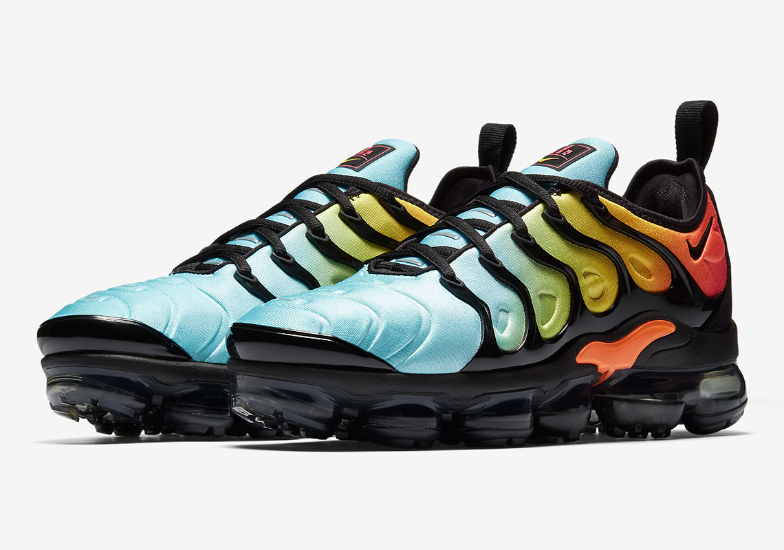 The Nike Vapormax Plus In "Tropical Sunset" Drops Next Week