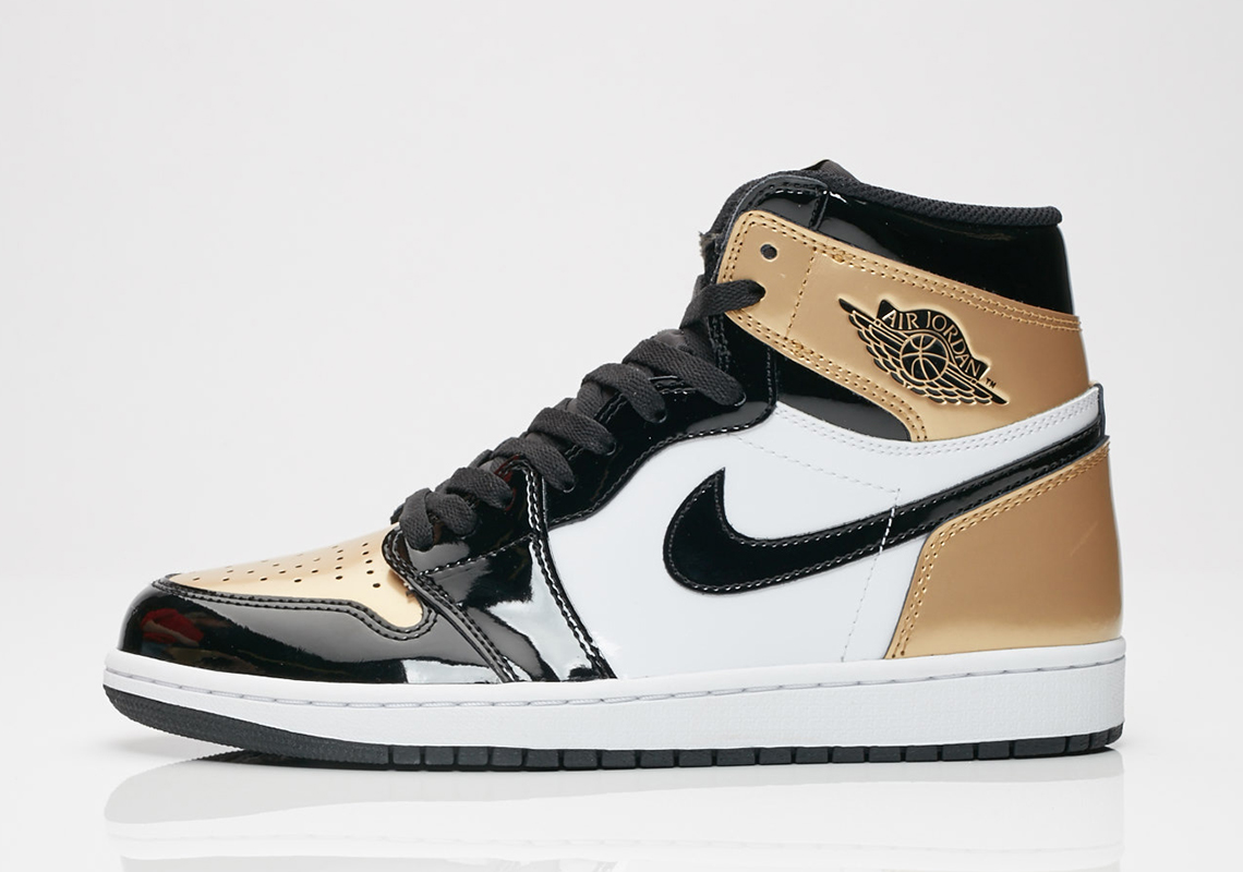 Air Jordan 1 Retro High Og Gold Toe Release Info 4