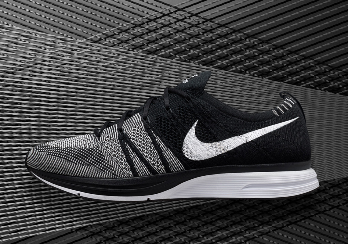 This OG Nike Flyknit Trainer Releases Next Week