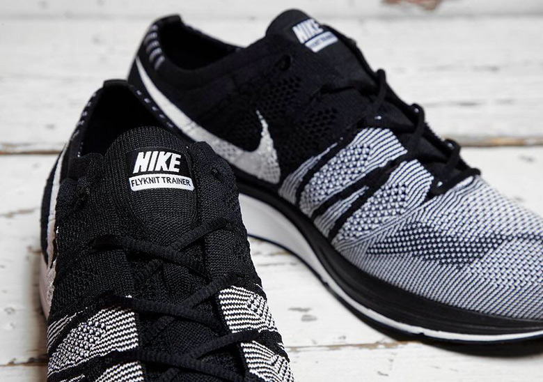 Nike Flyknit Trainer Og Black White 2